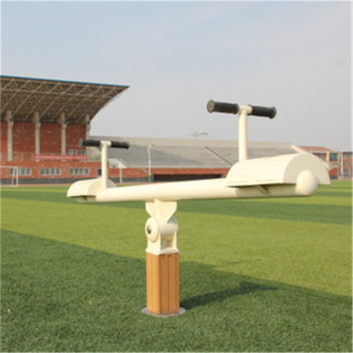 保定三人扭腰器與廣場新國標(biāo)健身器材 專業(yè)工廠的運(yùn)動器材智造